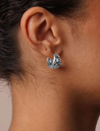 SNÖ of Sweden Sprinkles Core Small Oval Ring Ear - Silver - ONE SIZE