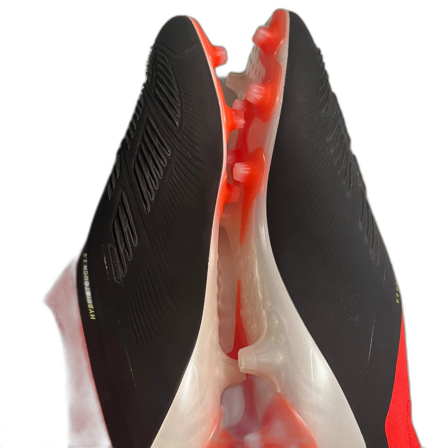 Adidas Predator fotbollsskor svart/röd