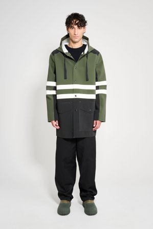 Nockeby Raincoat Black/Green/White