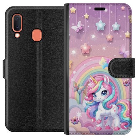 Kompatibelt Lommeboketui til Samsung Galaxy A20e Magisk enhjørning med regnbue manke, stjerner og sommerfugler mot en pastellhimmel med skyer