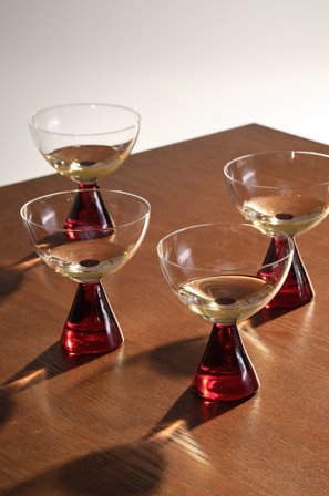 Jotex - Cocktailglass 4-pk Gjennomsiktig/rød - AYLA - Kjøp Glass hos Jotex