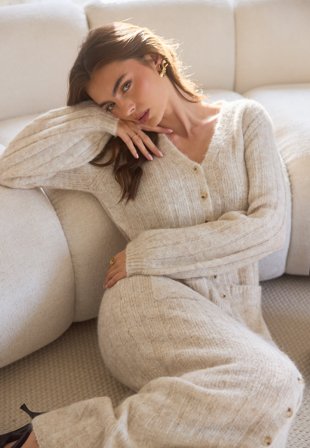 Happy Holly - Knitted Cardigan Dress - 40/42