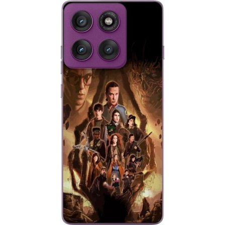 Yhteensopiva Puhelinkuori Motorola Edge 60 Pro Ryhmäpotretti Stranger Thingsin sankareista, joissa on tumma fantasiaympäristö ja uhkaava olento tau