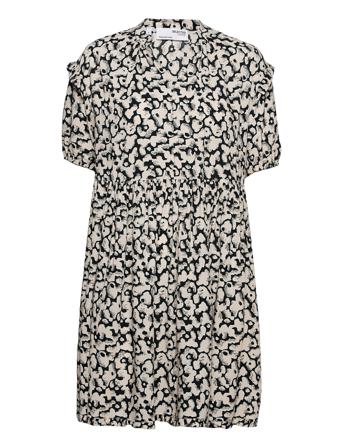 Slfpaulina Aop 2/4 Short Dress Black Selected Femme