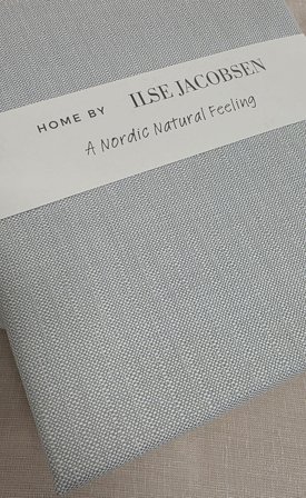 Ilse Jacobsen Duk Pearl-Blue bomull-polyester 137x320