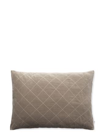 Velvet Quilt Emb, Cushion 50X70 Cm Beige Rosemunde