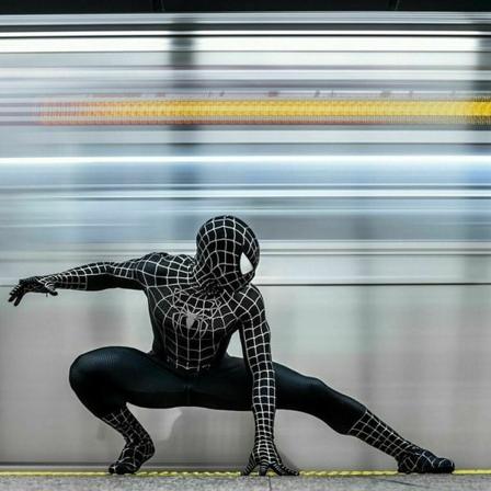 Barn Venom Spider-Man Pojkars Cosplay Kostym Jumpsuit Maskeradklädsel Svart Spiderman 7-9 År = EU122-134