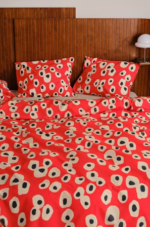 Jotex - Dynetrekksett Dobbeltseng Økologisk Tomatrød - OVO - Kjøp Dobbeltseng hos Jotex