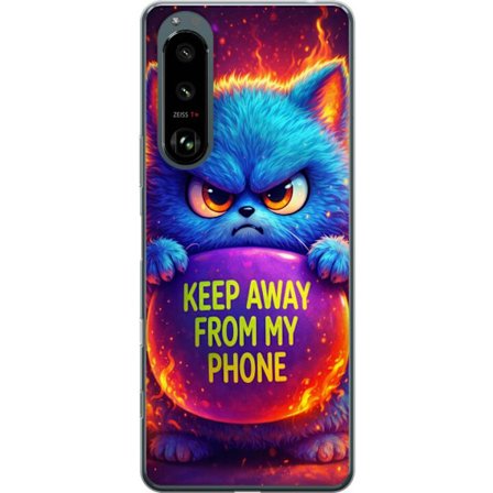Yhteensopiva Puhelinkuori Sony Sony Xperia 5 III Vihainen pörröinen sininen kissa, jossa teksti "Pidä loitolla puhelimestani" neonväreillä ja tul