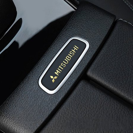 Bilstjerner i metall - Kreative bilmerker - Dekorative klistremerker - Mitsubishi [10 stk. gullmetallklistremerker]