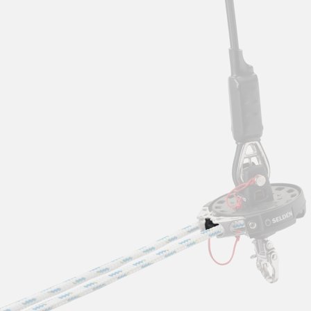 Šroub pro upevnění AT-kabelu v bubnu lana Seldén CX25