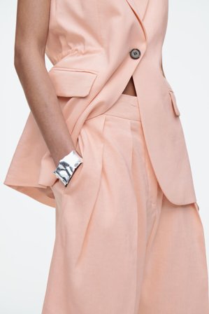 COS Women's Shorts Lunghi In Lino Con Pieghe in Arancione