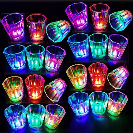 Light Up Shot Glass Sæt med 24 Party Favors Voksne Shot Cups til fest Led Flash Drikkeglas Glow In The Dark