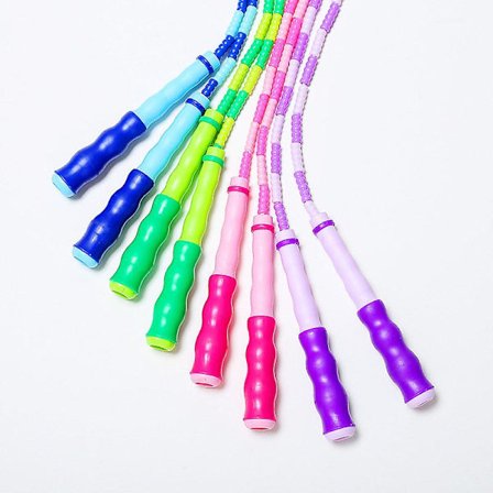 Justerbart hoppetau med myke perler for barn