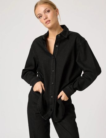 My Essential Wardrobe Laramw 115 Boxy Shirt - Black - 40