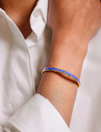 Design Letters Lace Bangle - Brass - Gold - ONE SIZE