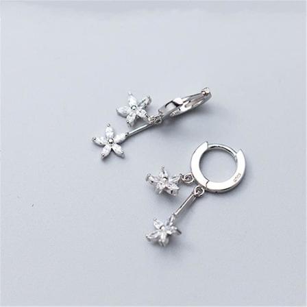 Blomsterhängande Hoopörhängen för Kvinnor och Flickor 925 Sterling Silver Charms Små Rhinestone Dubbla Daisy Blomster Bar Drop Hängande Små Hoop Brosk