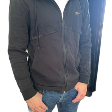Svart hoodie från Hugo Boss