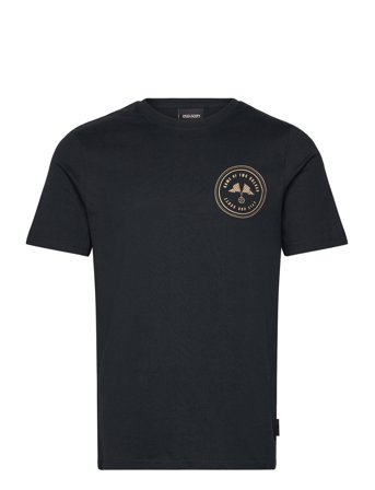 Lyle & Scott | Game Of Two Halves Graphic T-Shirt | S