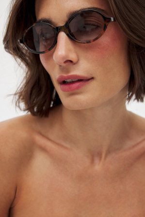 NA-KD Petites lunettes de soleil ovales - Lunettes de soleil - Brun - One Size