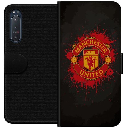 Kompatibelt Lommeboketui til Sony Sony Xperia 5 II Manchester United logo i rød og gul farge med røff sportslig bakgrunn