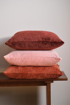 Jotex - Putetrekk 3-pakke 50x50 Cm Rød/rosa - CHLOE - Kjøp Pynteputer & trekk hos Jotex