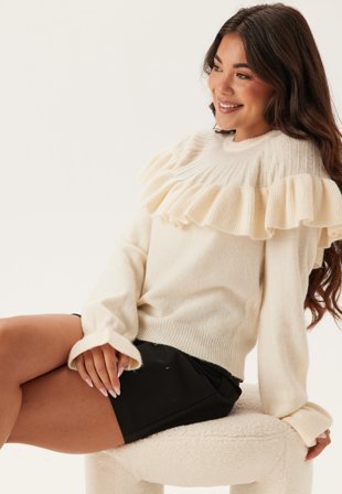 Happy Holly - Flounce Sweater - 48/50