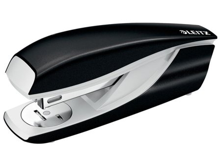 Leitz Häftapparat WOW 5502 30 ark svart - Lyreco - Kontorsmaterial - Till skrivbordet - Häftapparater - Manuella