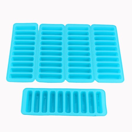 Värikäs sylinterin muotoinen jääpalamuotti pakastettuun muottiin fondantille suklaalle silikonimuotti