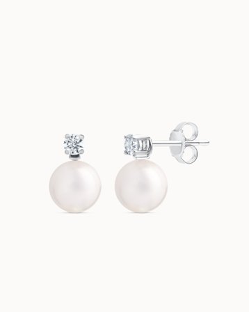 Poppy pärlörhängen i 18K vitguld