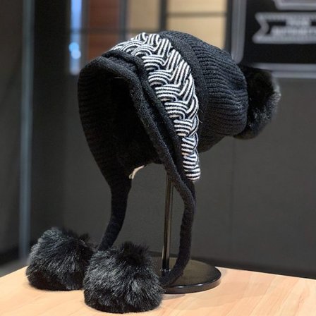 Sweet Pompom Hänge Stickad Mössa Mössa Mössa I Kallt Väder För Skidåkning Vandring-svart