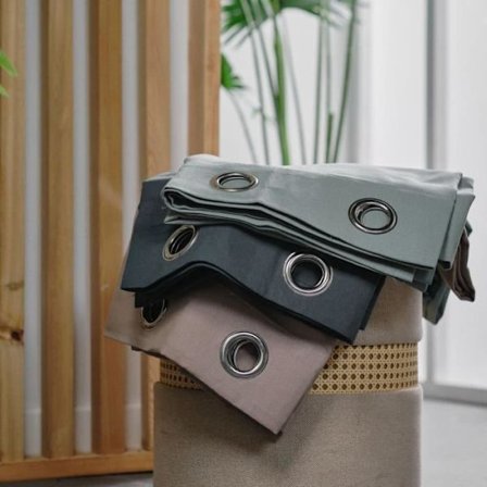 IDAG öglegardin - 140x240cm - 100% bomull - Påfågel