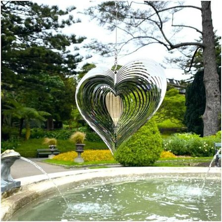 Hjerteformet utendørs vindspill, metallroterende vindspill, spiral