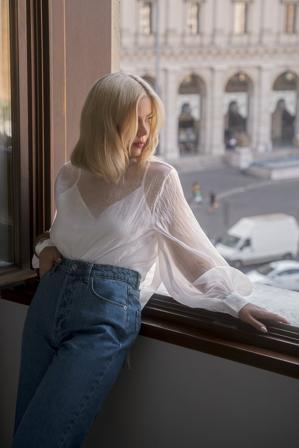 Laura Jade Stone x NA-KD Balloon Sleeve Scarf Detail Blouse - Blouses - Blanc - EU 40