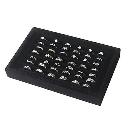 QU-Sormusteline Esittelytarjotin Korut Myyntiin Sormukset Korvakorut Esittely