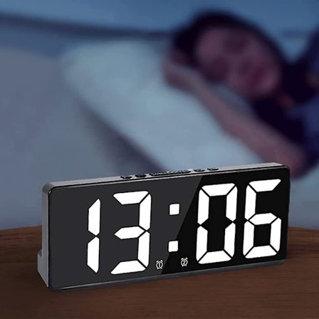 Digital Vekkerklokke med Termometer for Soverom, Justerbar Lysstyrke[JUN]