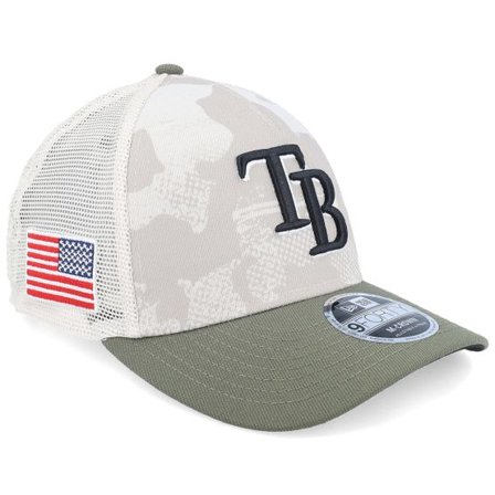 New Era - MLB Camo trucker Keps - Tampa Bay Rays MLB Armed Forces Day 9FORTY Stone/Olive A-frame Trucker @ Hatstore
