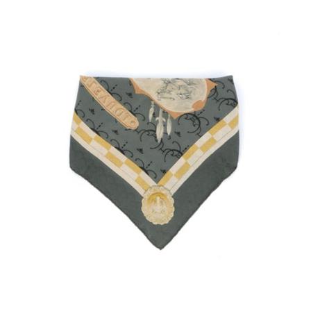 Hermès Vintage, Pre-Owned Square in Royal Wolf Silk Grijs, Dames, Maat:ONE Size,print