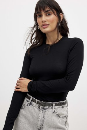 NA-KD - Topp med rund hals - Basic topper - Svart - XS (EU 32)