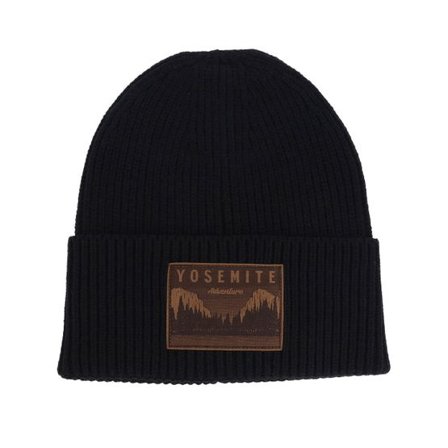 Wild Spirit - Svart cuff Beanie - Yosemite Adventure Brown Patch Black Oversized Beanie @ Hatstore
