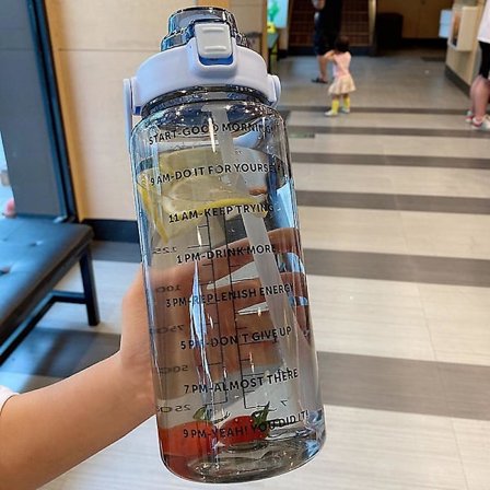 2-liters vattenflaska med halm Kanna Kanna Flickor Bärbara reseflaskor Fitness Bike Cup Sommar Kallvatten Kanna Med Tidsmarkör