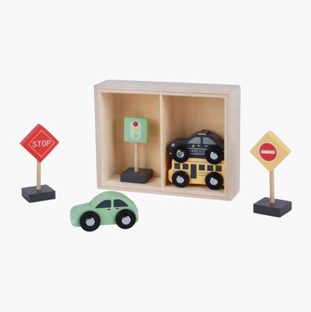 Leksaksbilar i trä