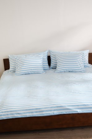 Jotex - Dynetrekksett Dobbeltseng Økologisk Himmelblå/hvit - KAYO - Kjøp Dobbeltseng hos Jotex