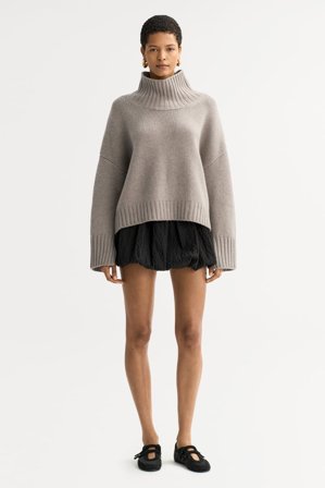 Soft Goat - Girlfriend turtleneck - Women cashmere sweater - S - Greige