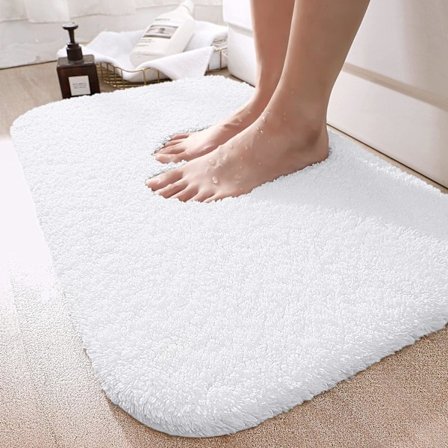 Badmatta 40 x 60 cm, halkfri absorberande badrumsmatta, mjuk duschmatta, maskintvättbar mikrofiber för badrum (Vit)