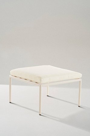 Jotex - Jakkara/pöytä Beige/valkoinen Pehmuste Beige/valkoinen pehmuste - MENTON - Osta Puutarhatuolit & puutarhajakkarat Jotex