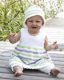 Strikkeoppskrift Kjole og lue - Svarta Fåret