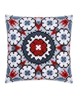 Kirjontapakkaus Tyyny Itämainen II