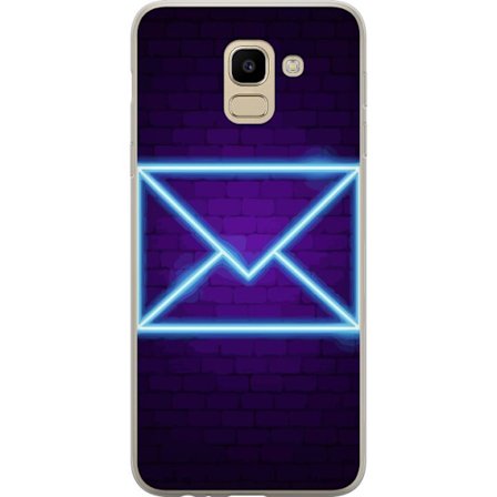 Kompatibelt Mobilskal till Samsung Samsung Galaxy J6 Neonillustration av kuvert i blått ljus mot lila tegelvägg, modern symbol för meddelanden komm