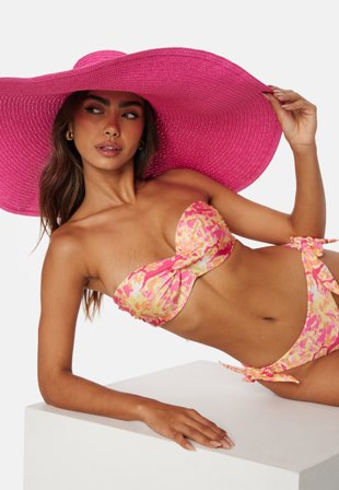 BUBBLEROOM Twisted Bikini Top Klær